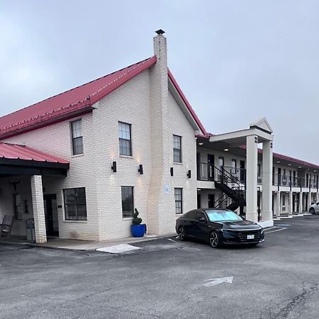 Super 8 By Wyndham Fredericksburg Hotell Eksteriør bilde
