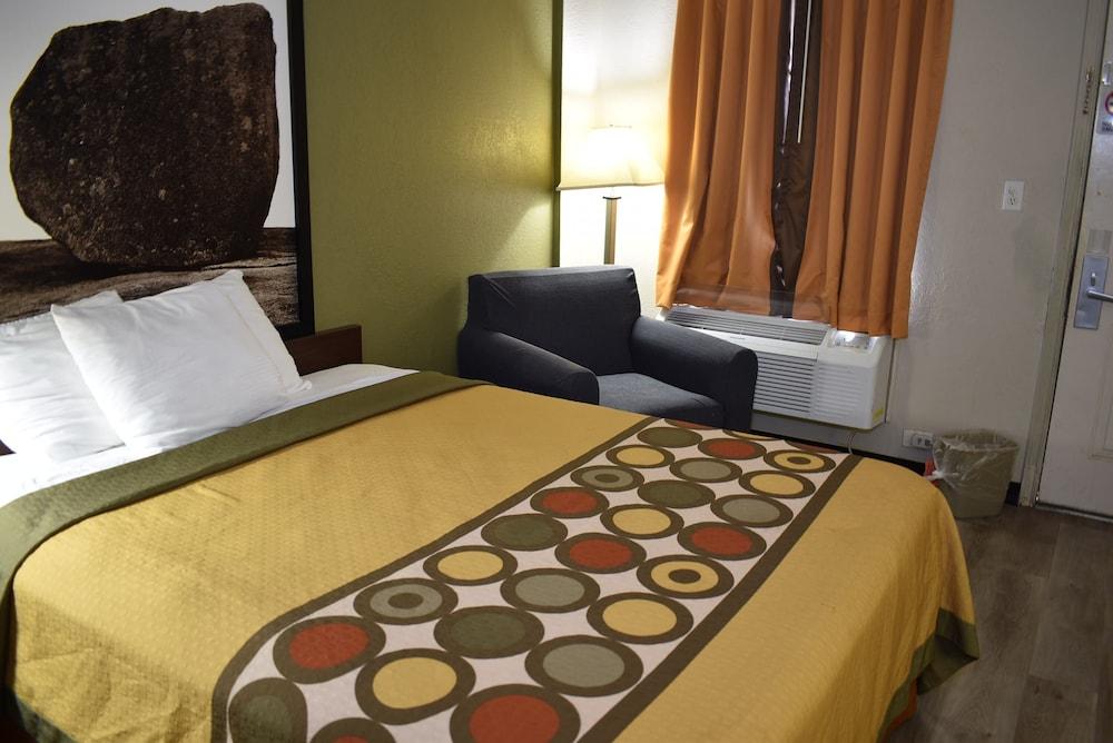 Super 8 By Wyndham Fredericksburg Hotell Eksteriør bilde