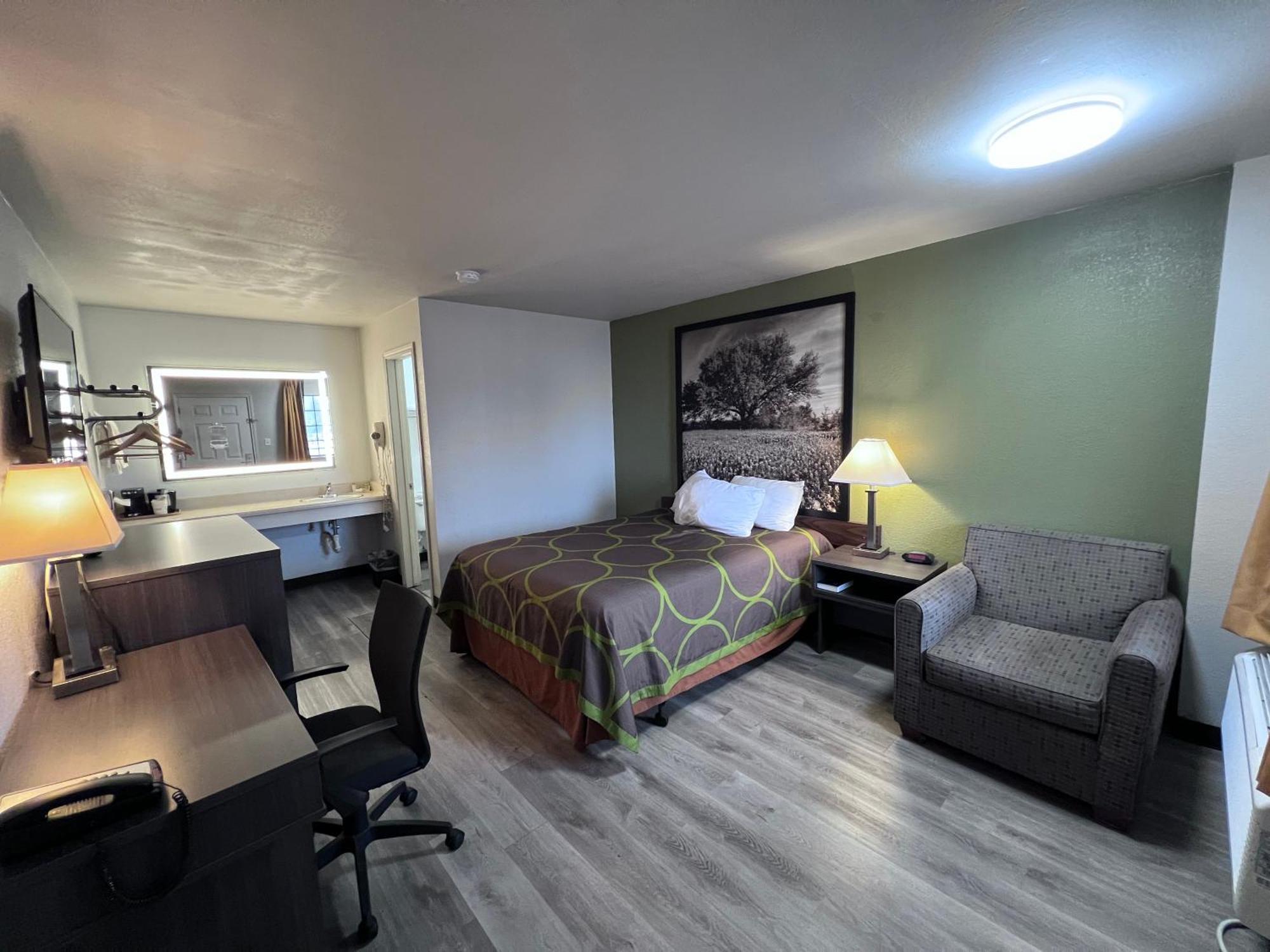 Super 8 By Wyndham Fredericksburg Hotell Eksteriør bilde